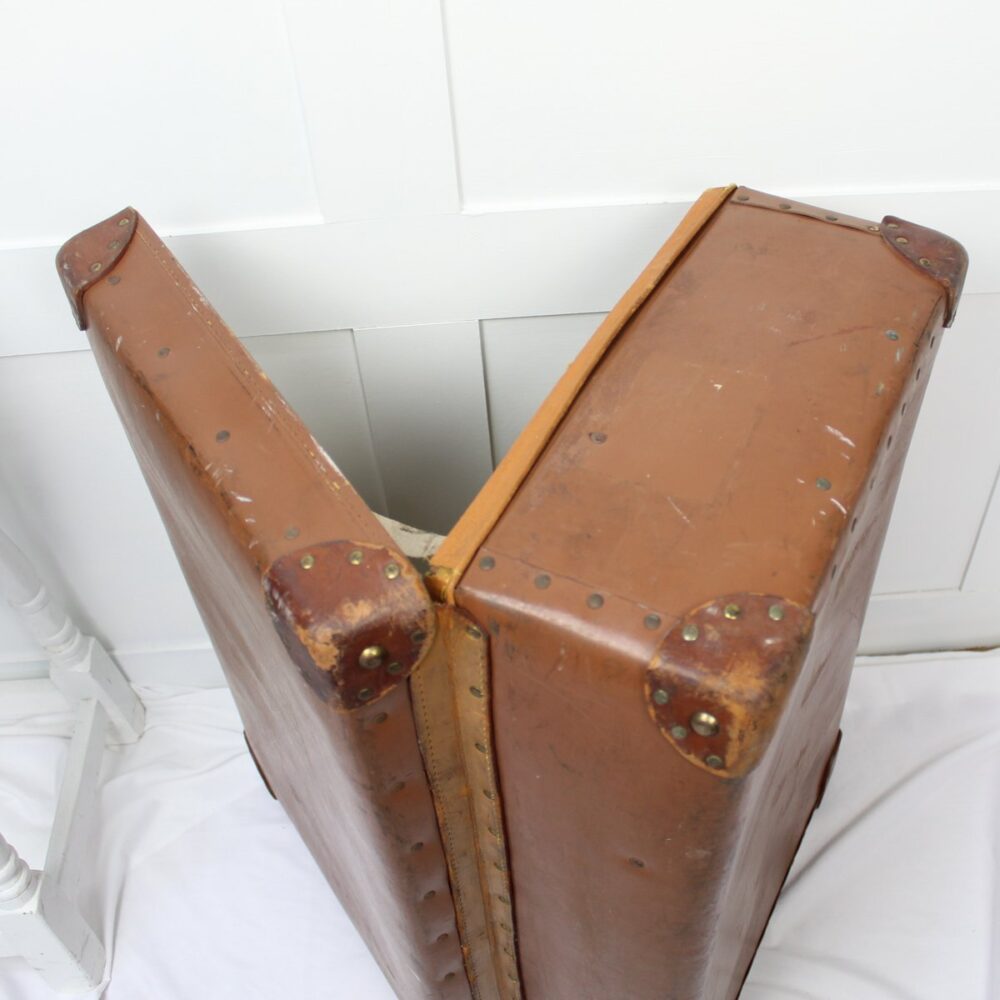 Antique Gentleman's Suitcase - Leather & Vulcanised Fibre. C1930's - Image 5
