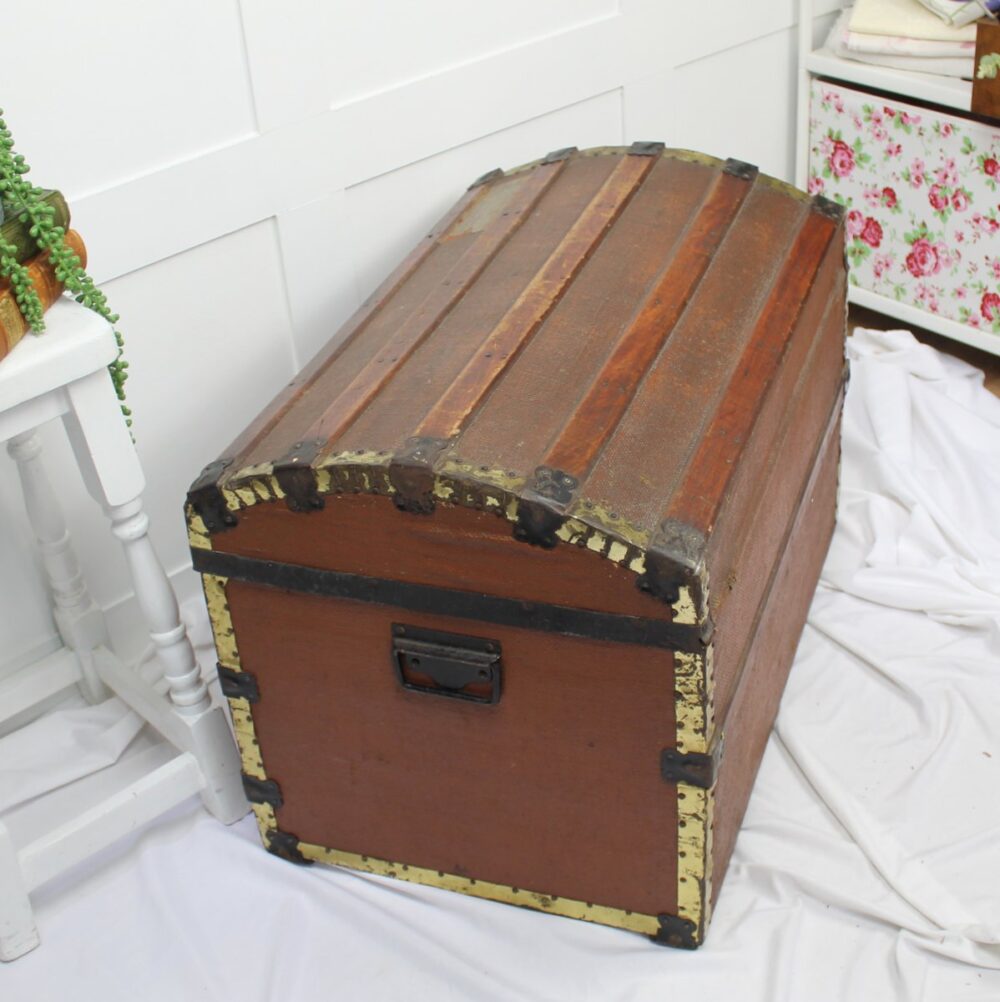 Antique Barrel Top Steamer Trunk. C1920's with Inner Tray. - Image 7