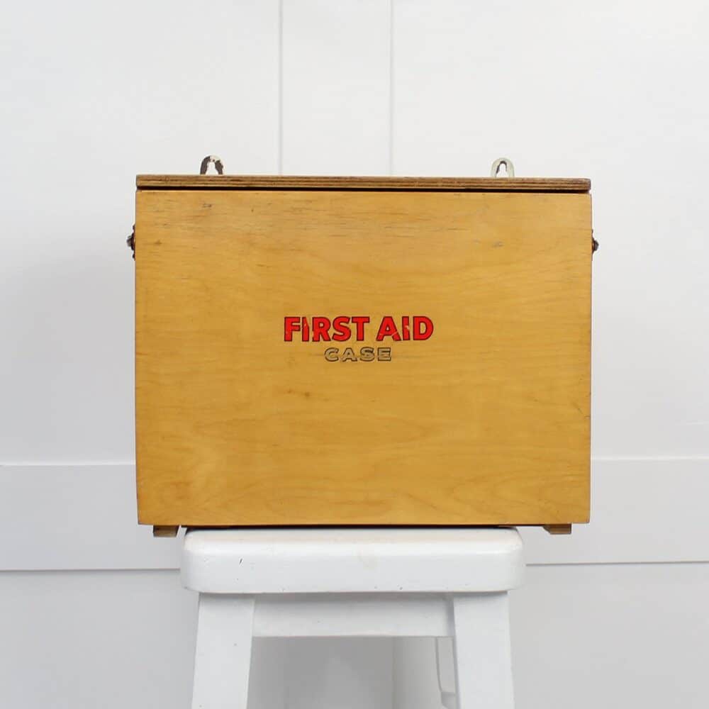Vintage Wooden First Aid Wall Box. - Image 2