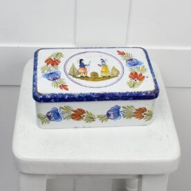 Vintage French Massilly Tin - Quimper Design.