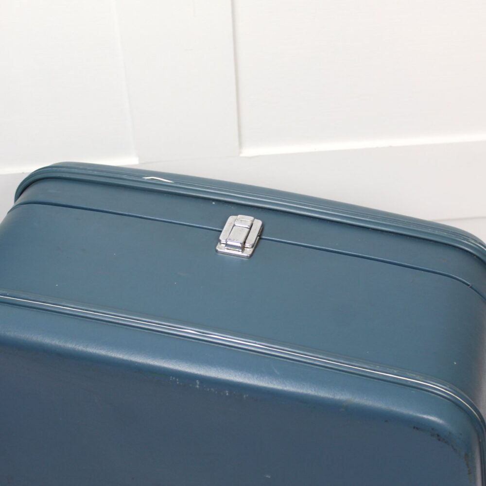 Blue Transair by Revelation Suitcase with Keys & Tags. - Image 6