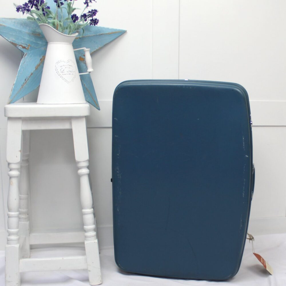 Blue Transair by Revelation Suitcase with Keys & Tags. - Image 7